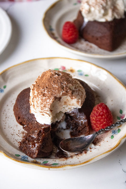Sprouted Oat Lava Cake